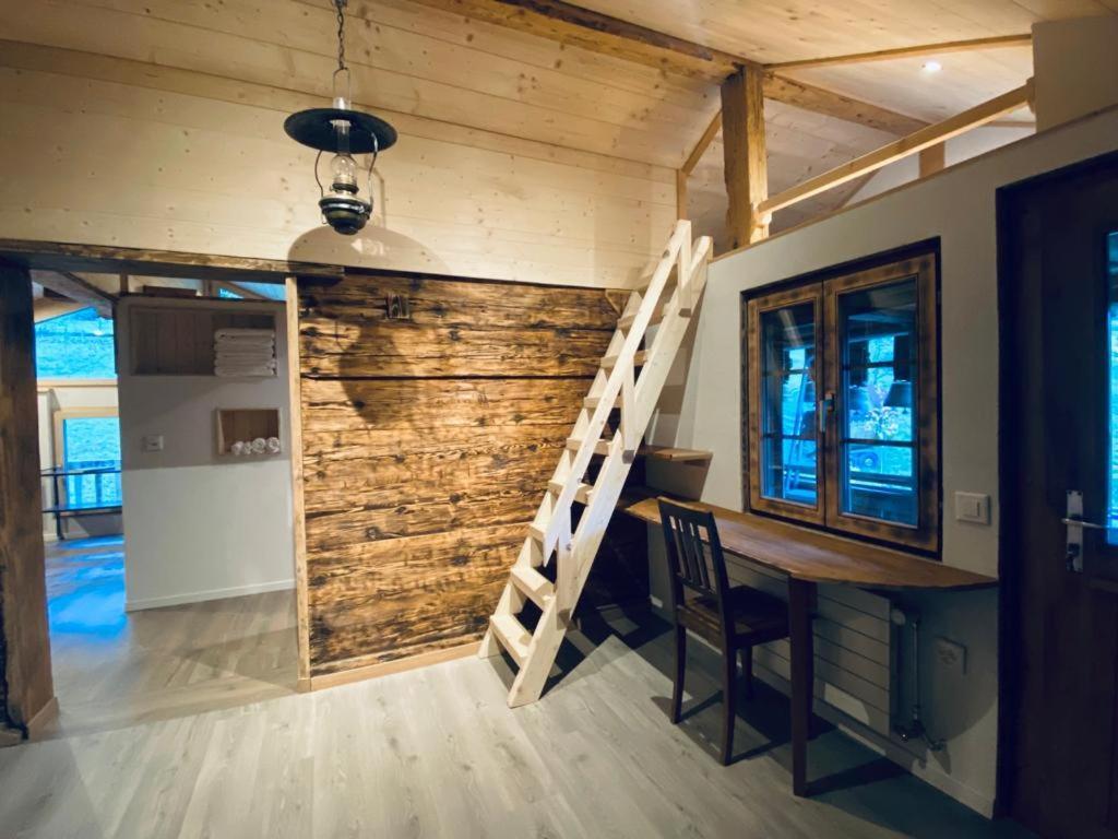 Chalet Baergstaeger Lauterbrunnen Bagian luar foto