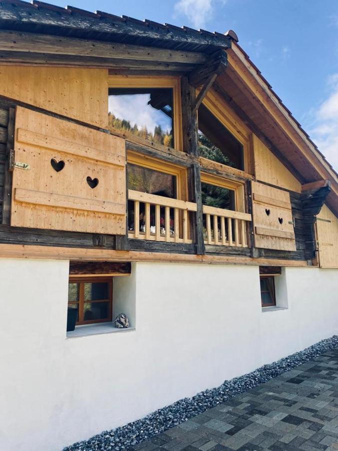 Chalet Baergstaeger Lauterbrunnen Bagian luar foto